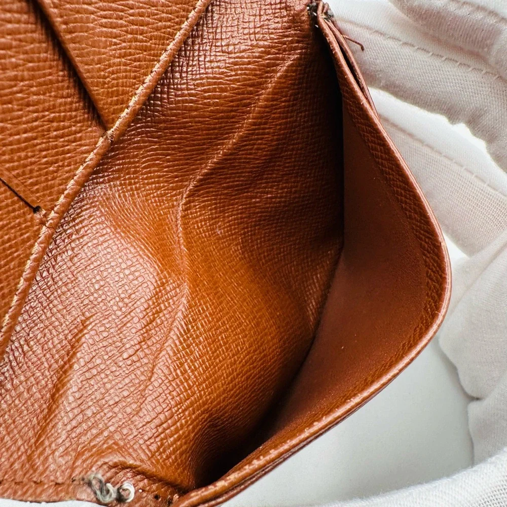 Louis Vuitton Pocket Organizer Wallet - Picture 6 of 10